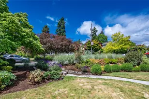 3216 24th Ave W, Seattle, WA 98199 - Photo 29