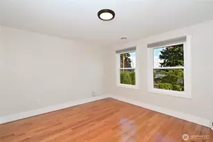 3216 24th Ave W, Seattle, WA 98199 - Photo 7