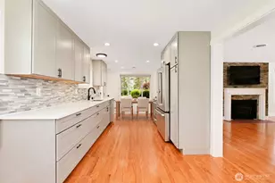 3216 24th Ave W, Seattle, WA 98199 - Photo 11