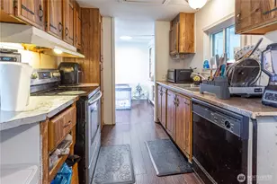 1706 N 32nd Pl, Mount Vernon, WA 98273 - Photo 9