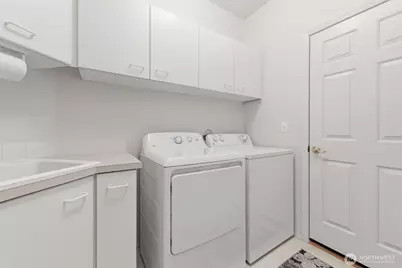 8903 70th Street Ct SW, Lakewood, WA 98498 - Photo 29