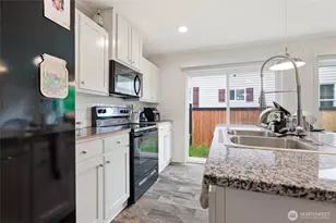 114 S Diamond St, Centralia, WA 98531 - Photo 9