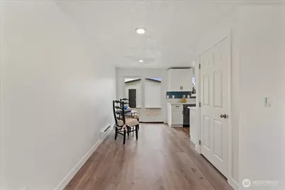1113 E 61st Street, Tacoma, WA 98404 - Photo 5