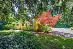 8883 NE Wardwell Rd, Bainbridge Island, WA 98110 - Photo 1