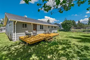 8910 217th St SW, Edmonds, WA 98026 - Photo 17