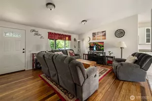 1030 Timber Ln, Freeland, WA 98249 - Photo 3