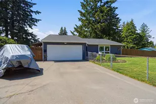 2440 Lincoln Ave SE, Port Orchard, WA 98366 - Photo 3