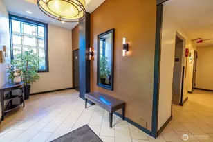 500 W Roy St, Seattle, WA 98119 - Photo 33