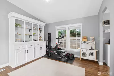18612 72nd Avenue NE, Kenmore, WA 98028 - Photo 9