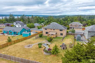 1033 Lyle Ridge Cir, Oak Harbor, WA 98277 - Photo 35