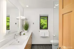 8151 NE Hidden Cove Rd, Bainbridge Island, WA 98110 - Photo 21