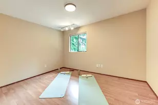 12826 NE 184th Ct, Bothell, WA 98011 - Photo 11