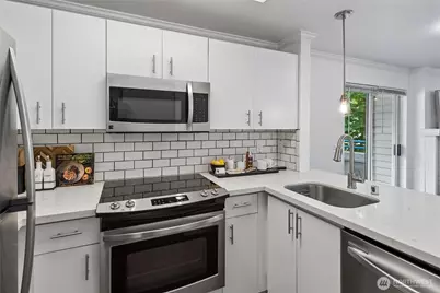 2244 13th Avenue W #411, Seattle, WA 98119 - Photo 5