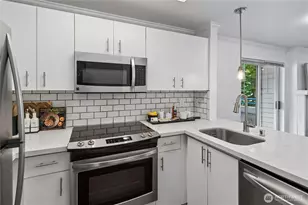 2244 13th Ave W, Seattle, WA 98119 - Photo 5