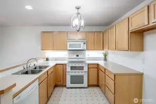 11809 5th Ave Ct E, Tacoma, WA 98445 - Photo 11