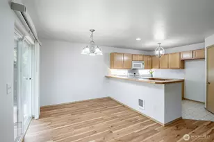 11809 5th Ave Ct E, Tacoma, WA 98445 - Photo 9