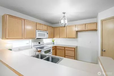 11809 5th Avenue Ct E, Tacoma, WA 98445 - Photo 13