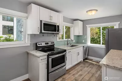 1480 NW 80th Street, Seattle, WA 98117 - Photo 5