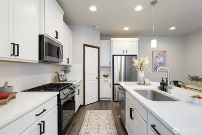 9516 Fairhaven Circle NE, Bremerton, WA 98311 - Photo 9