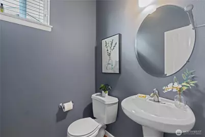14225 3rd Avenue W, Everett, WA 98208 - Photo 27
