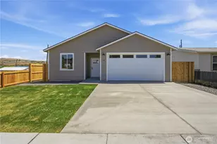 38 N Ginkgo St, Soap Lake, WA 98851 - Photo 1