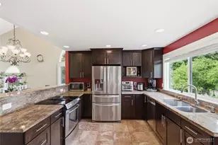 10927 NE 157th St, Bothell, WA 98011 - Photo 13