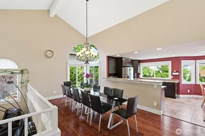 10927 NE 157th Street, Bothell, WA 98011 - Photo 9