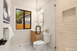 13400 SE 56th Pl, Bellevue, WA 98006 - Photo 19