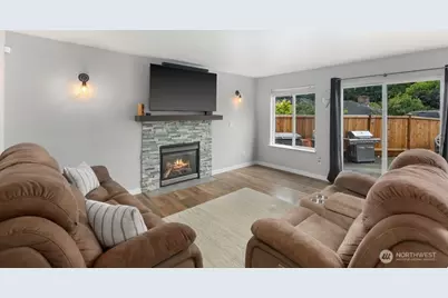 18811 46th Avenue NE, Arlington, WA 98223 - Photo 15