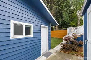 8604 29th Ave NW, Seattle, WA 98117 - Photo 23