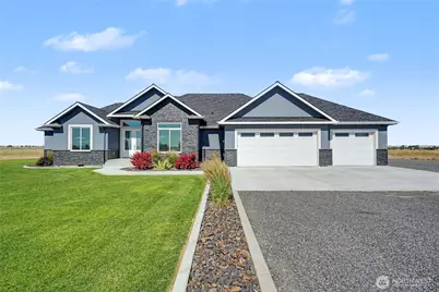 7379 Lake Vista Dr NE, Moses Lake, WA 98837 - Photo 1