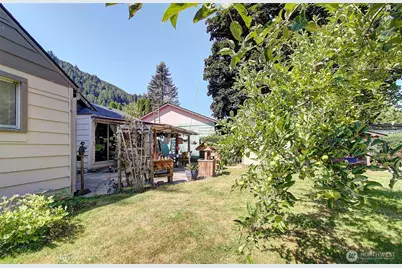 380 Westlake Avenue, Morton, WA 98356 - Photo 29
