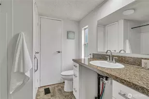9813 189th St E, Puyallup, WA 98375 - Photo 13