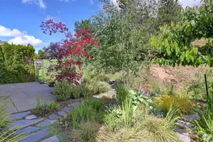 16820 166th Pl SE, Renton, WA 98058 - Photo 33