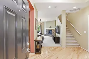 16820 166th Pl SE, Renton, WA 98058 - Photo 3