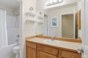 16820 166th Pl SE, Renton, WA 98058 - Photo 21