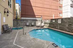10042 Main St, Bellevue, WA 98004 - Photo 25