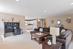 2003 Buttercup Dr, Lynden, WA 98264 - Photo 5