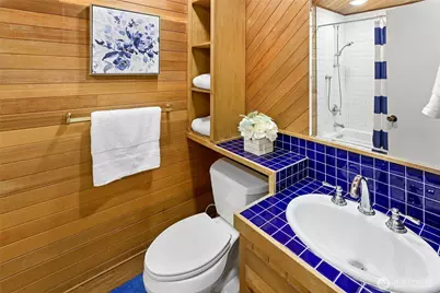 1090 Ihland Place NE, Bainbridge Island, WA 98110 - Photo 29