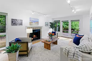 1090 Ihland Pl NE, Bainbridge Island, WA 98110 - Photo 7