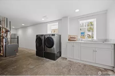 1902 NE 73rd Street, Seattle, WA 98115 - Photo 25