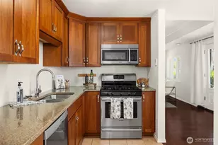 103 8th Ave S, Edmonds, WA 98020 - Photo 11