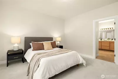 24253 NE Vine Maple Way, Redmond, WA 98053 - Photo 13