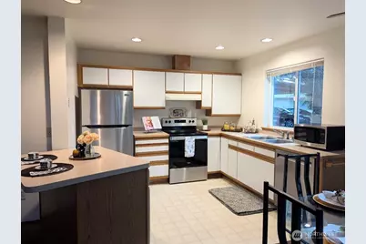2007 99th Street E #Unit 1, Tacoma, WA 98445 - Photo 3