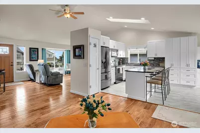 7425 3rd Drive W, Everett, WA 98203 - Photo 13