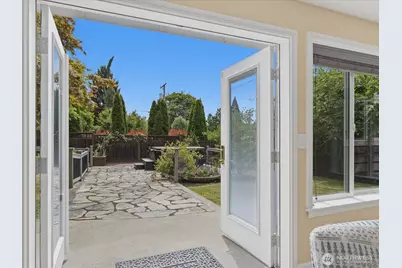 10222 NE 198th Street, Bothell, WA 98011 - Photo 29