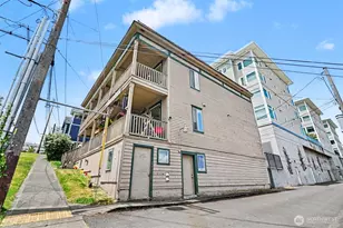 611 S 18th St, Tacoma, WA 98405 - Photo 3