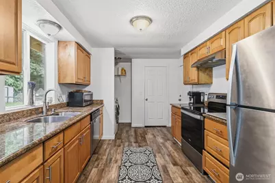 11040 N Skagit Street #A & B, Burlington, WA 98233 - Photo 25