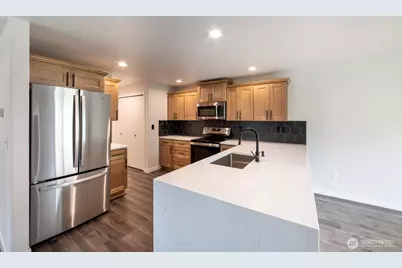 520 N Laventure Road, Mount Vernon, WA 98273 - Photo 7