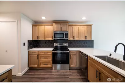 520 N Laventure Road, Mount Vernon, WA 98273 - Photo 5